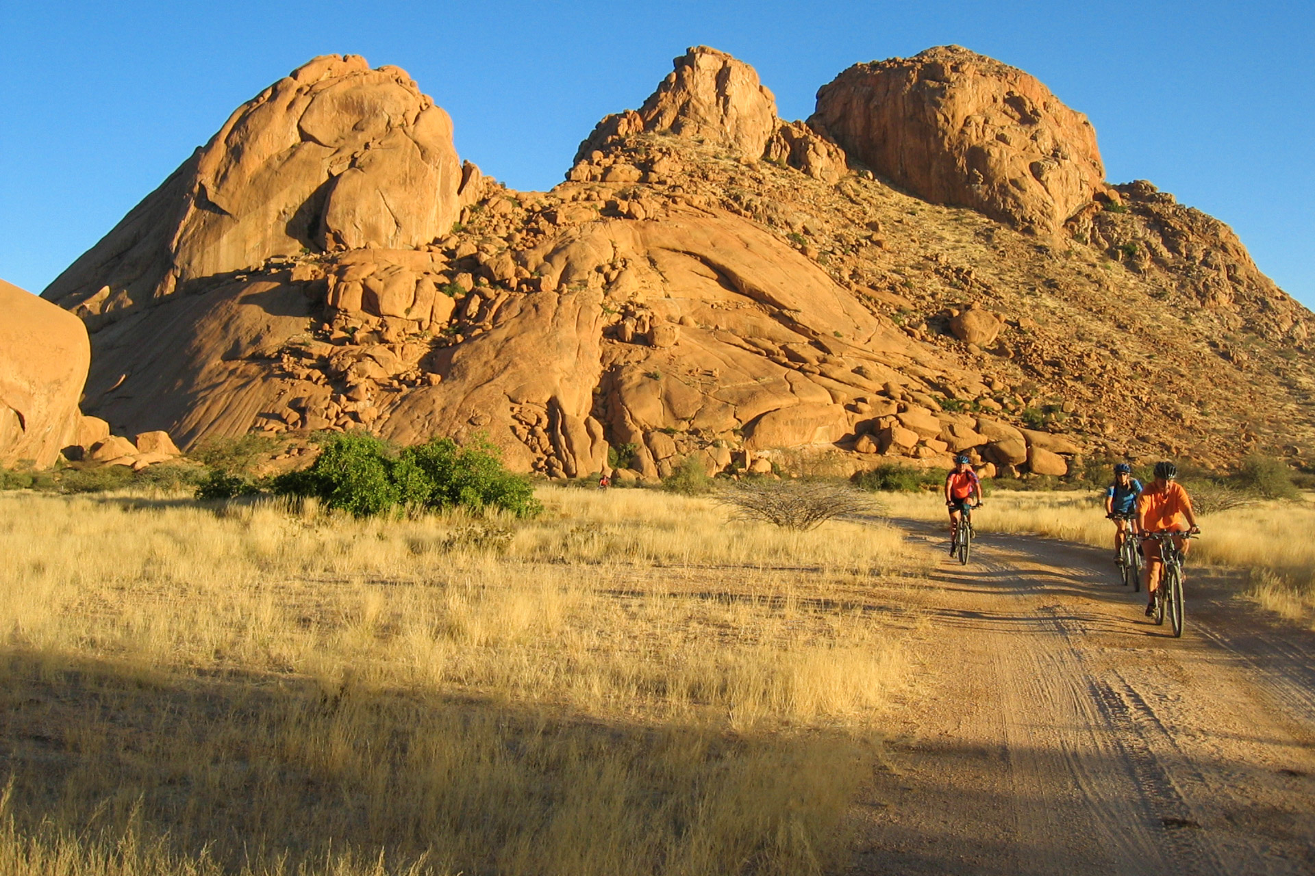 Natur-Spektakel beim Biken in Namibia