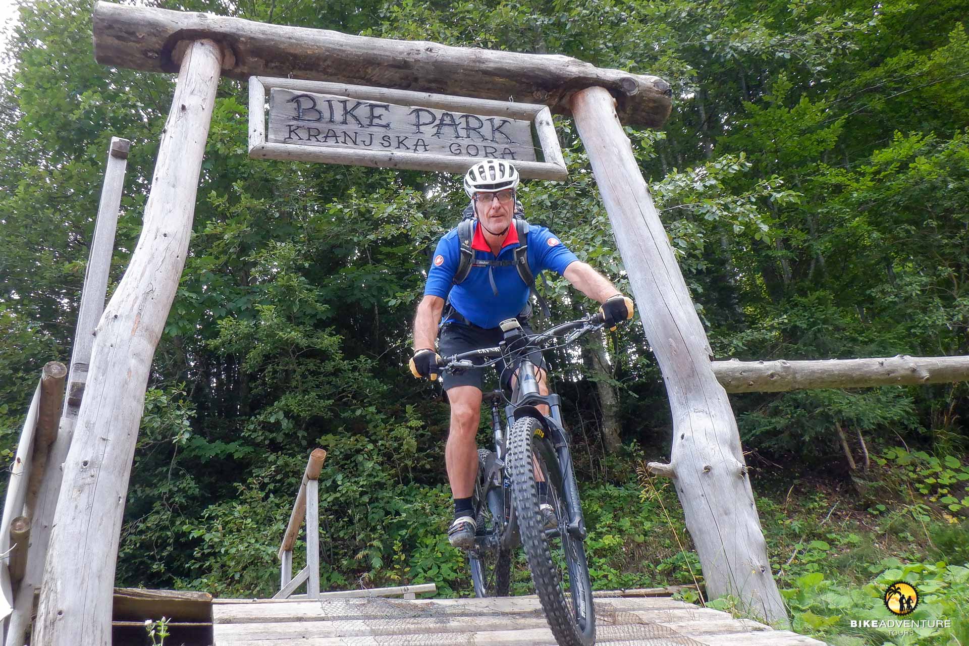 Bike-Guide Ueli Zimmer in Slowenien