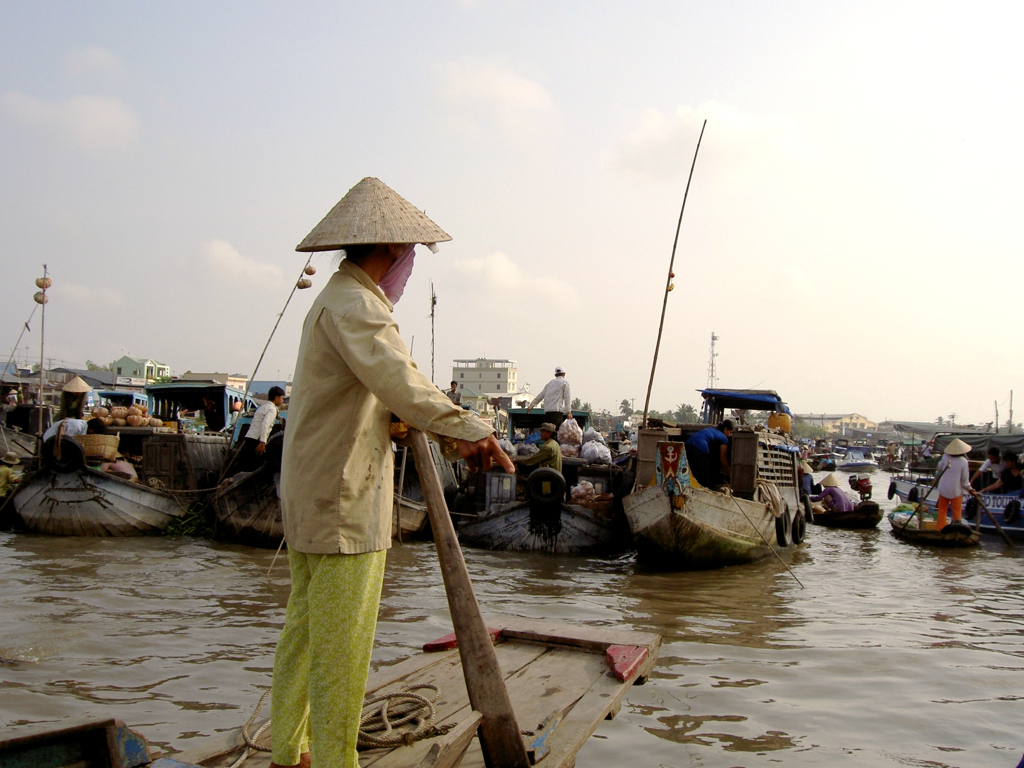 Einheimische auf dem Mekong
